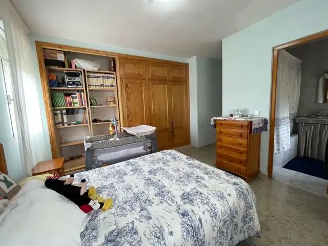 Dormitori de Casa o xalet en venda en Valdemorillo amb Calefacció, Jardí privat i Terrassa
