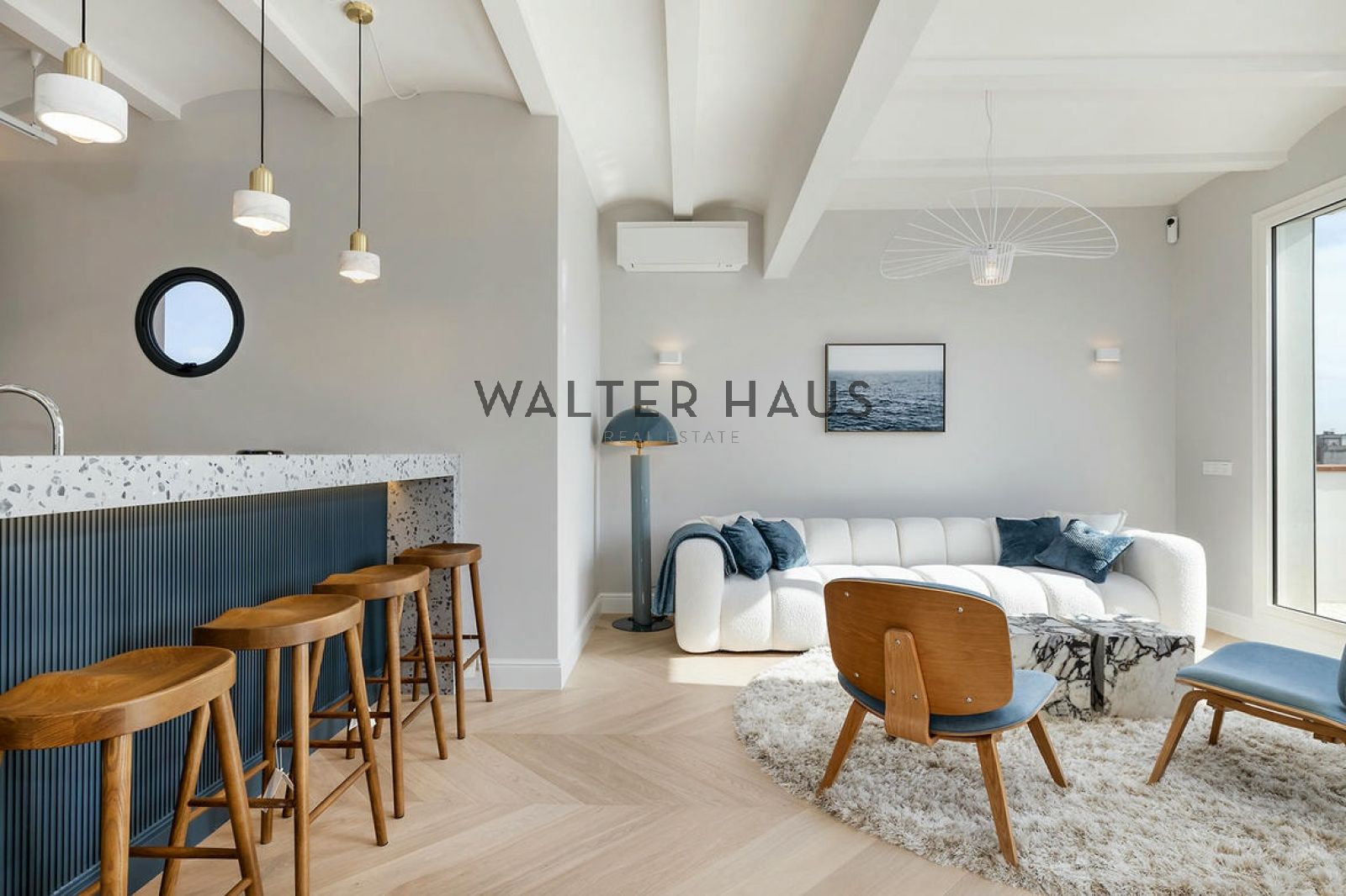 Living room of Attic for sale in  Barcelona Capital  with Air Conditioner, Heating and Terrace