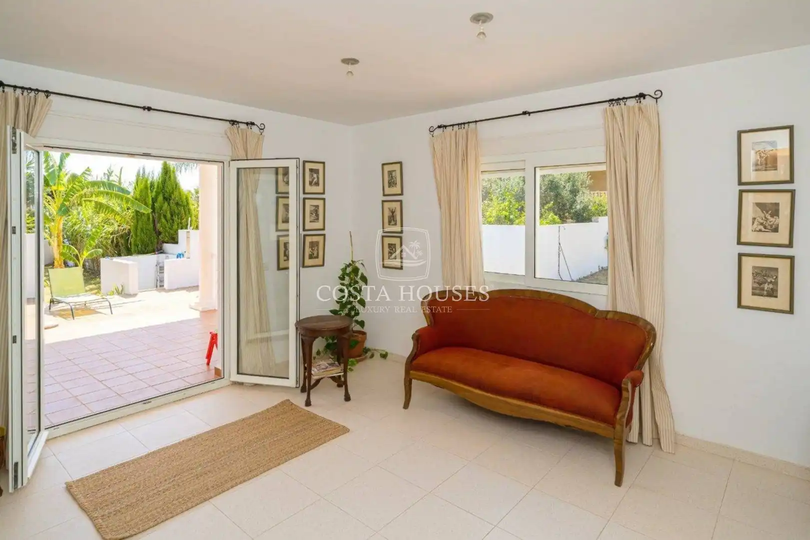 Exterior view of Houses for sale in Dénia  with Air Conditioner, Private garden and Terrace