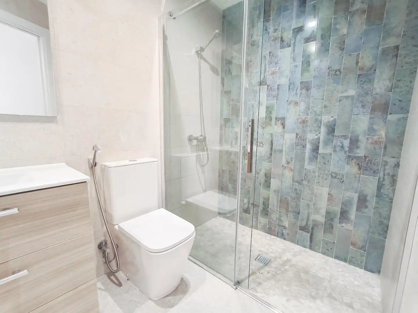 Bathroom of Study for sale in Benidorm  with Air Conditioner and Terrace