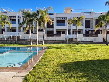 Appartement compact avec piscine à vendre à Los Balcones - Los Altos