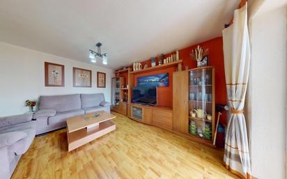 Sala d'estar de Pis en venda en  Madrid Capital amb Aire condicionat, Calefacció i Terrassa