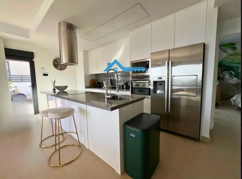 Chalet con terraza en venta en Golf Bahía, imagen 3