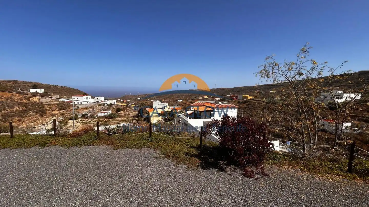 Vista exterior de Casa o chalet en venta en Arico con Aire acondicionado, Jardín privado y Terraza