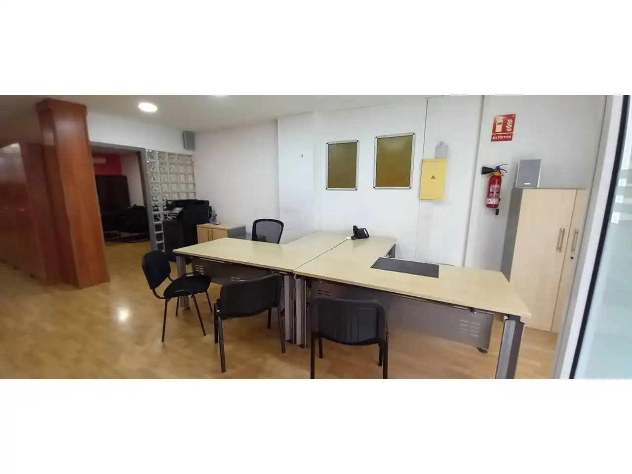 Office for sale in Barcelona  with Air Conditioner