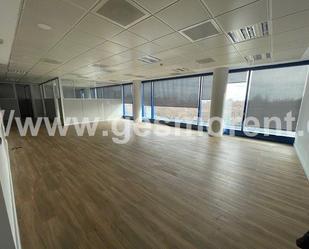 Office for sale in Badalona