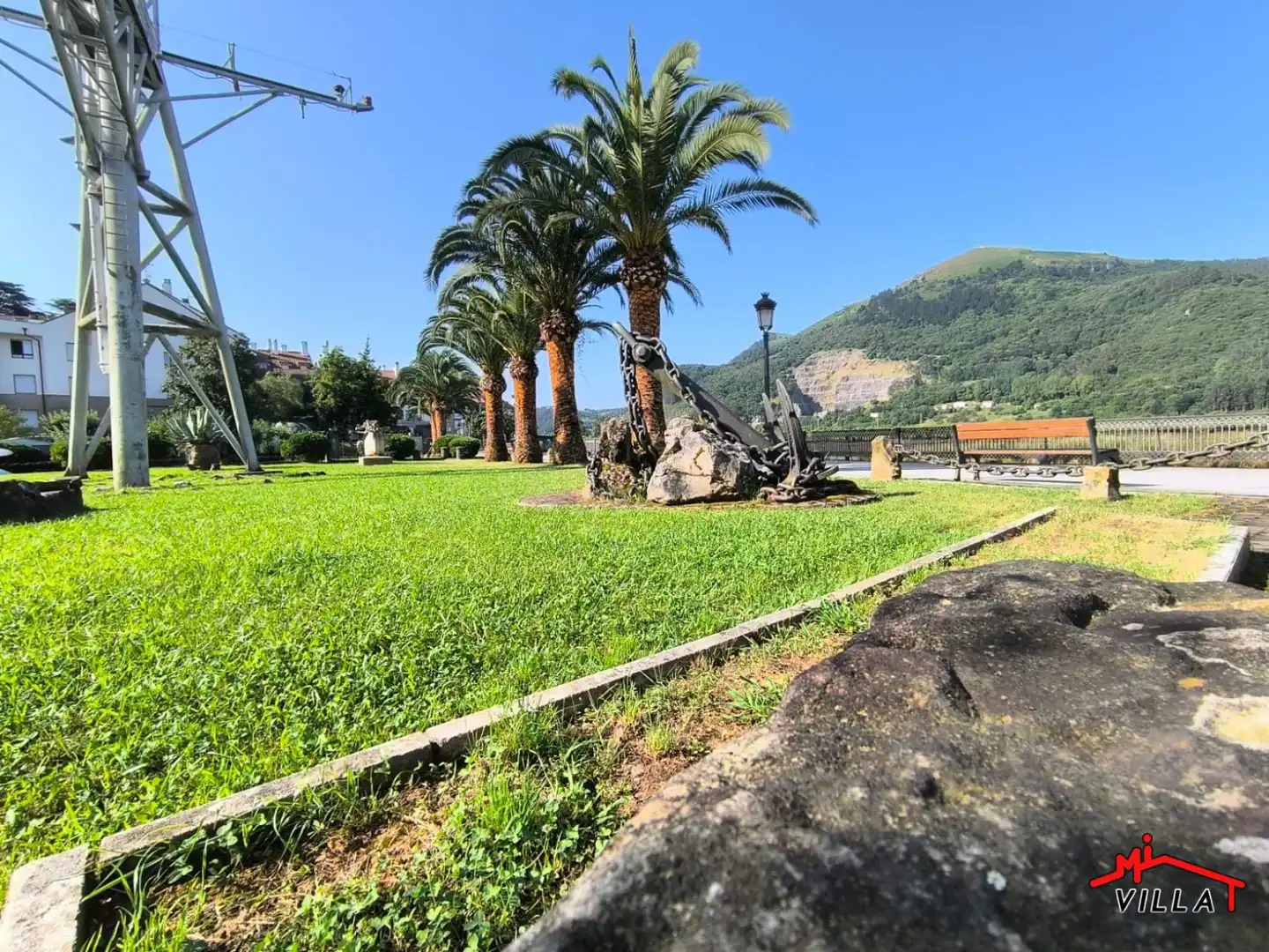 Vista exterior de Planta baixa en venda en Limpias amb Calefacció, Terrassa i Traster