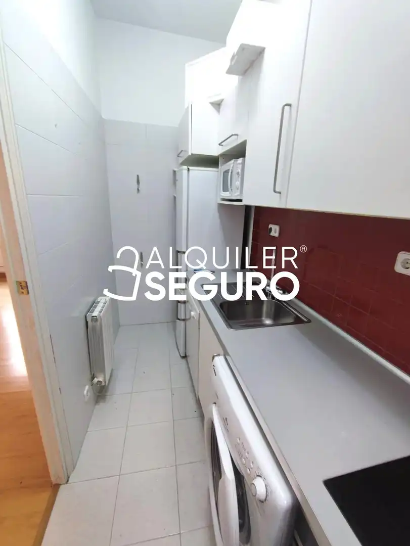 Cocina de Piso de alquiler en Madrid con Aire acondicionado y Calefacción