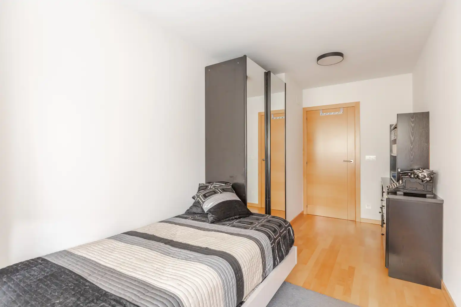 Habitación de Piso en venta en Aranguren con Calefacción, Parquet y Terraza