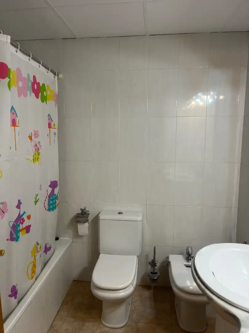 Baño de Casa adosada en venta en Cambrils con Aire acondicionado, Terraza y Amueblado