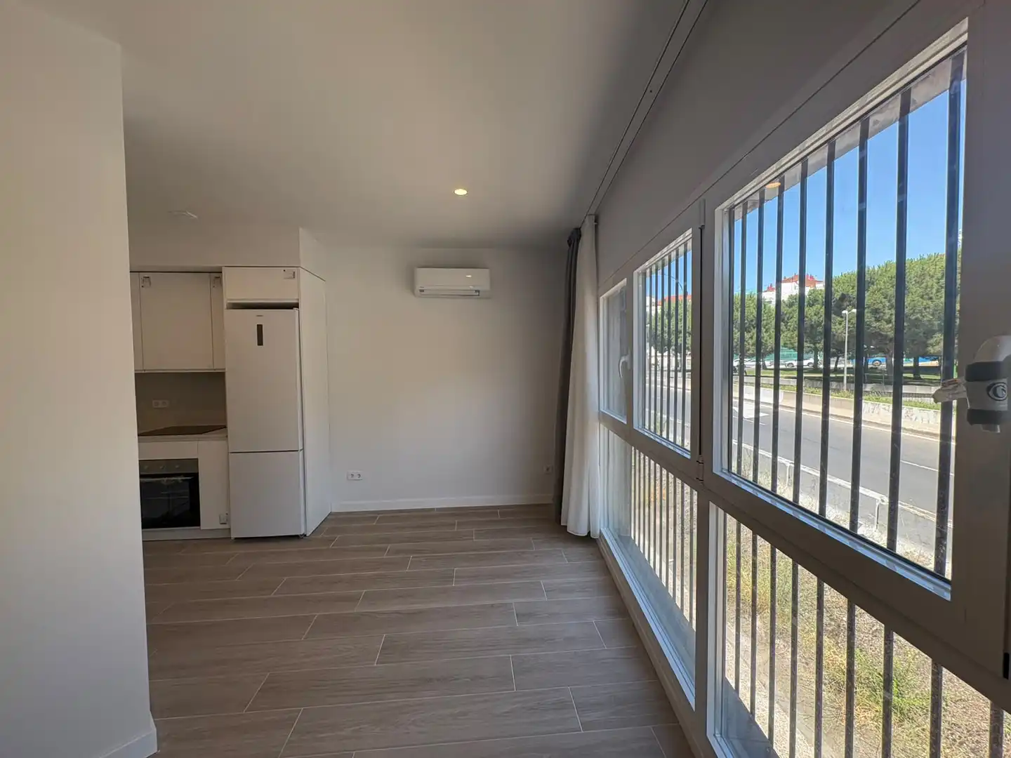 Appartamento con terrazza in affitto a Calle San Serapio, imagen 2