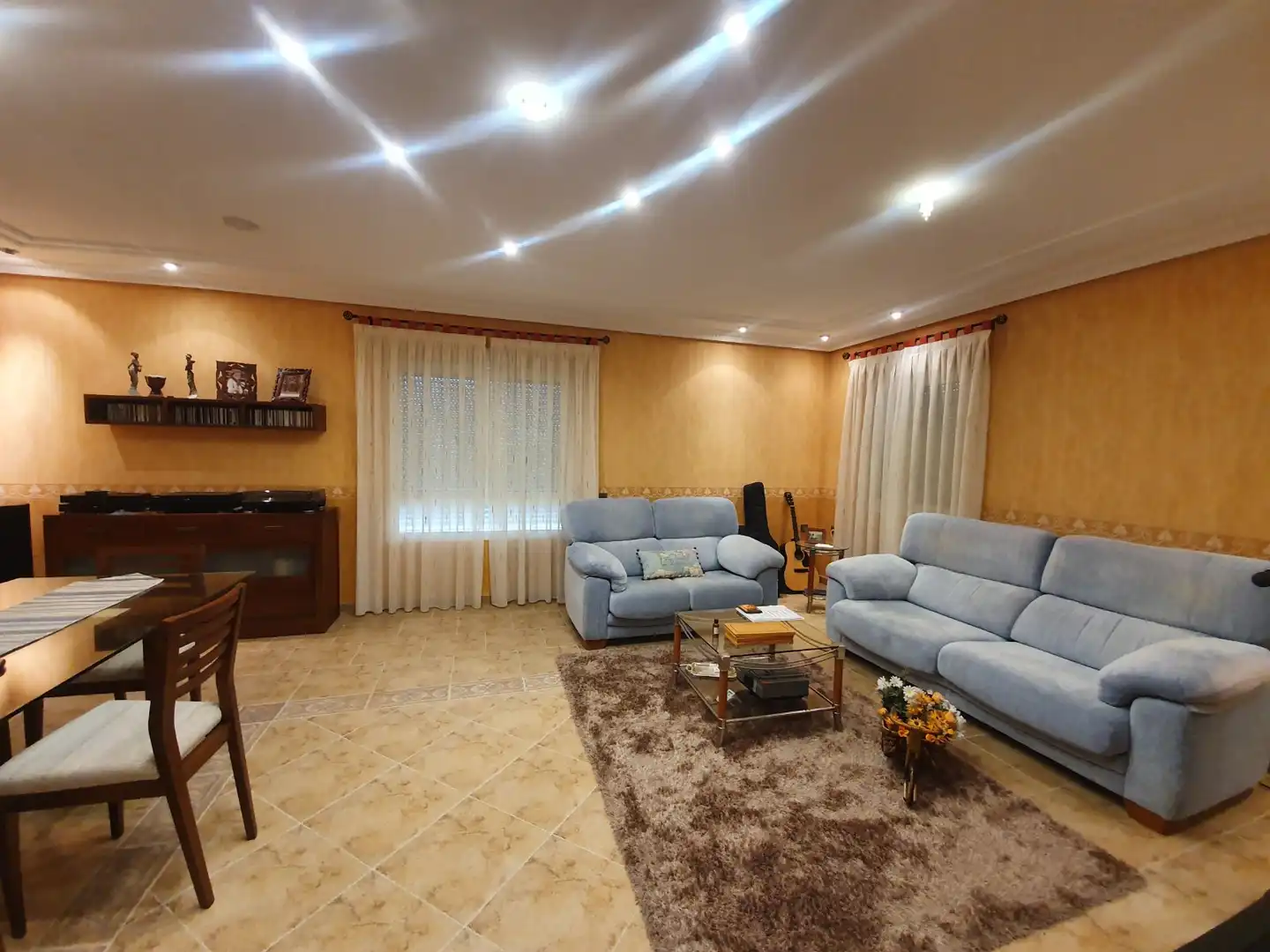 Sala de estar de Casa o chalet en venta en Cogollos de Guadix con Aire acondicionado, Jardín privado y Terraza