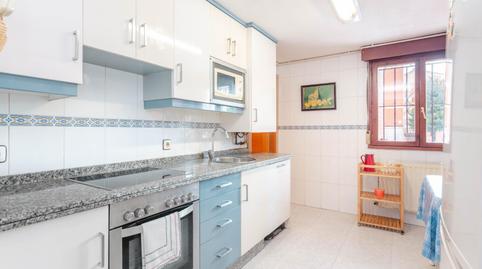 Foto 2 de Pis en venda a Calle Quin el Pescador, 9, HUCA - La Cadellada, Asturias