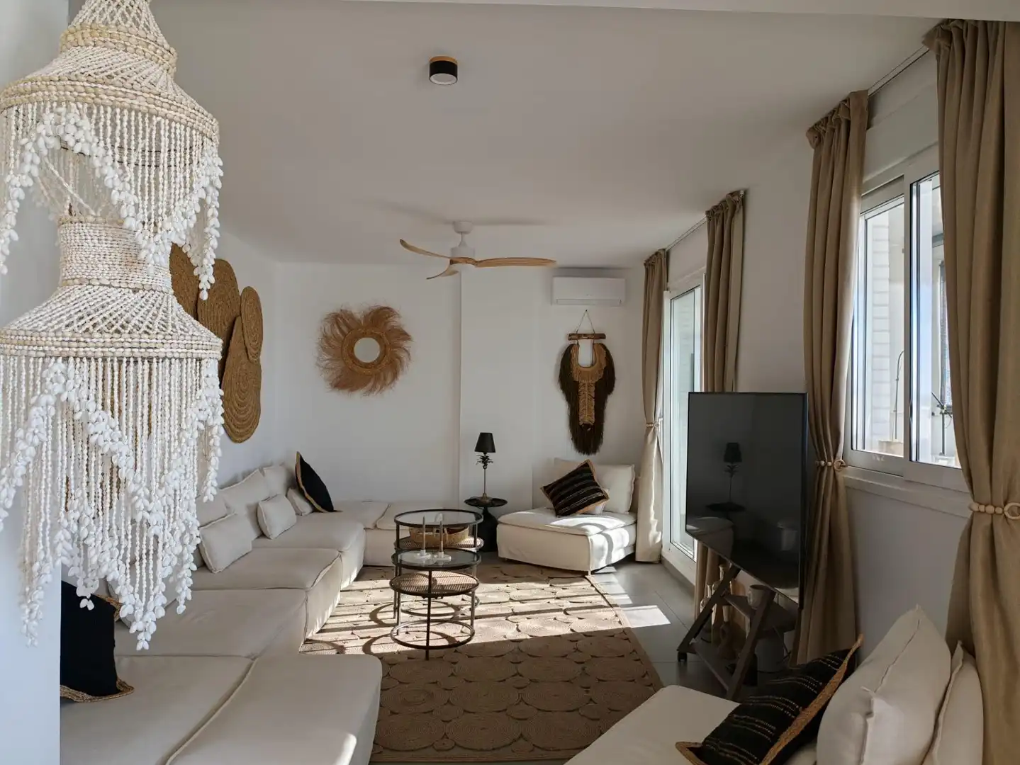 Living room of Attic for rent in Puerto Real  with Air Conditioner, Terrace and Furnished