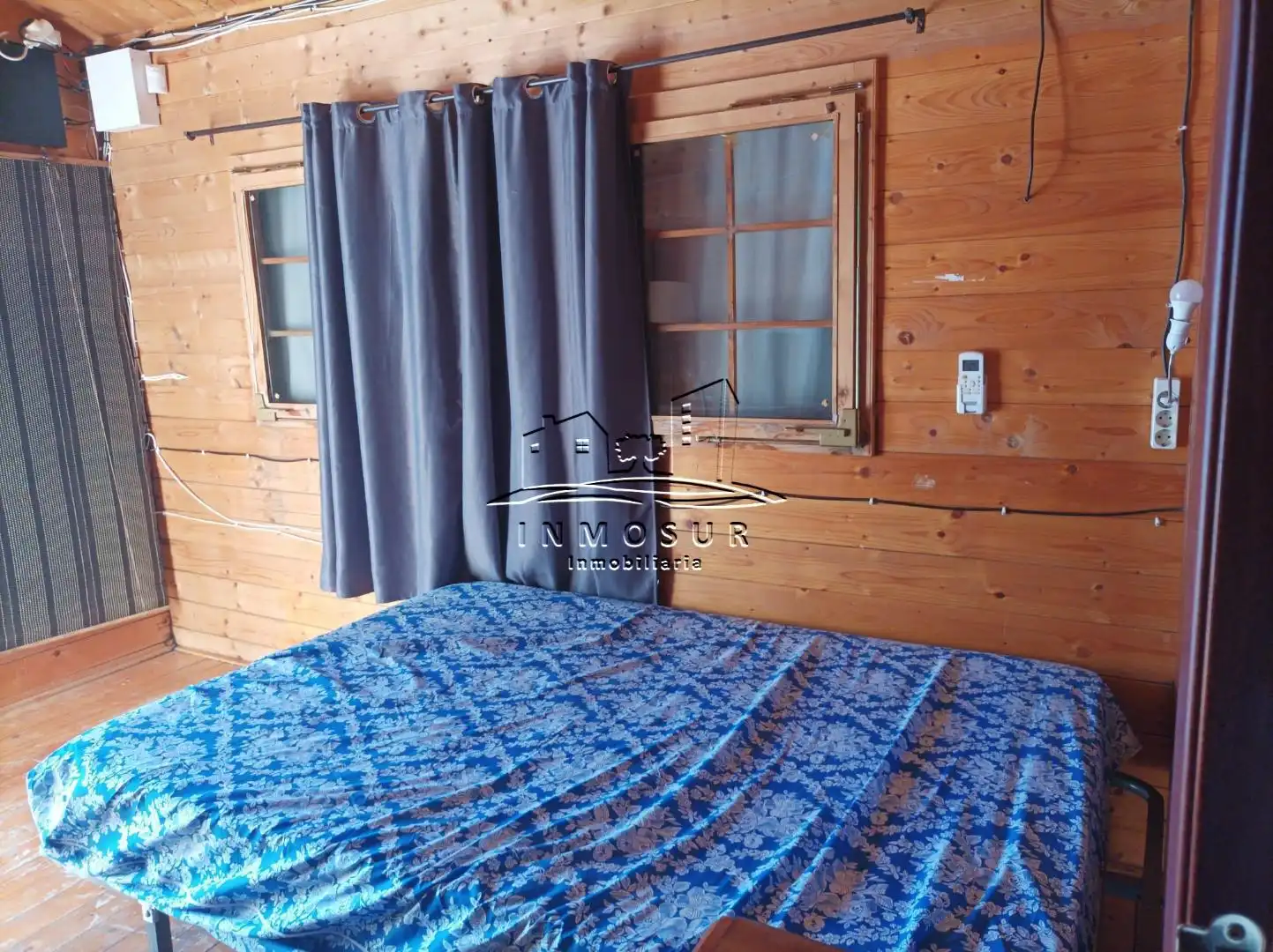 Dormitori de Casa o xalet en venda en Lucena amb Piscina i Moblat