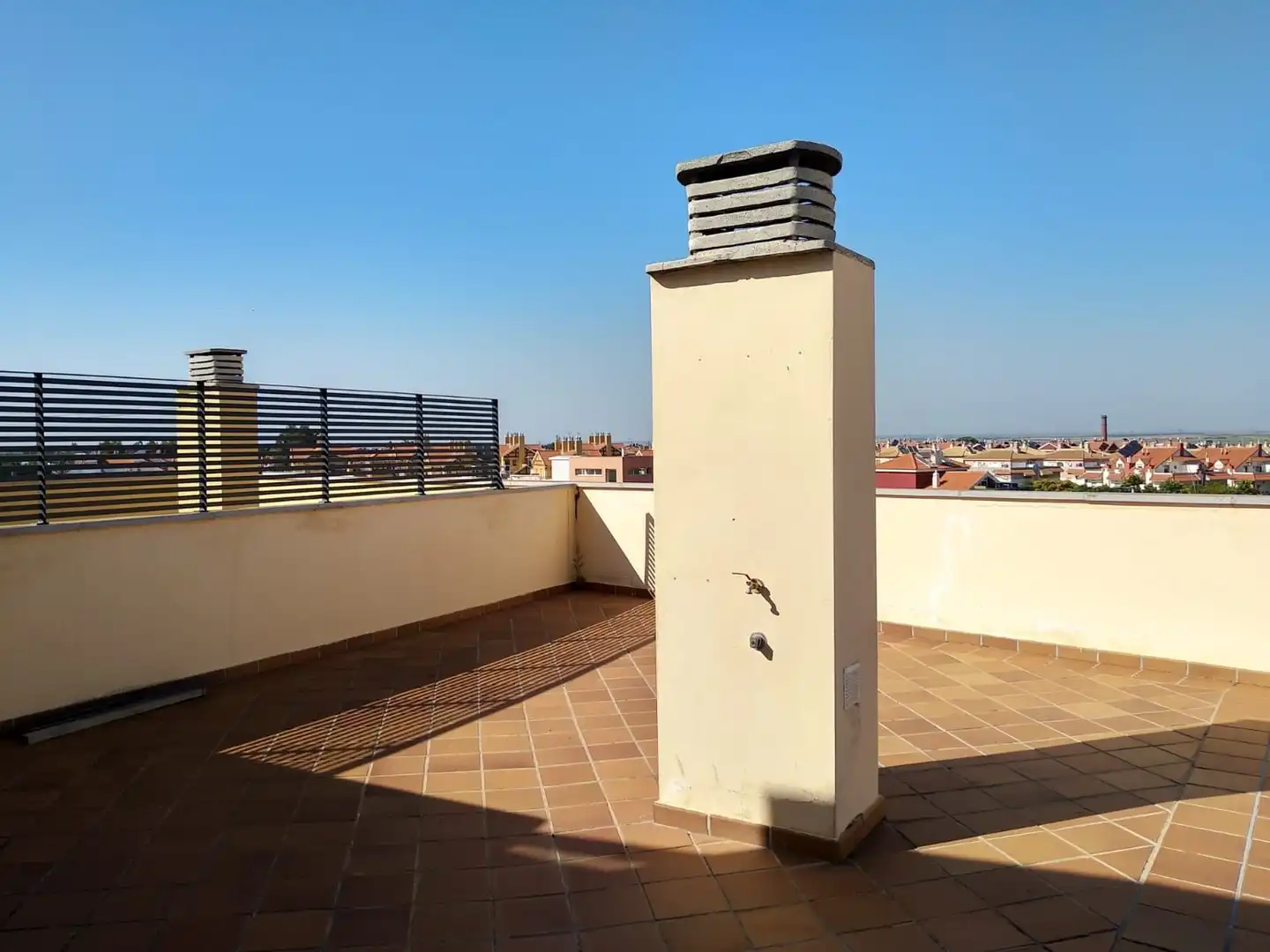 Terraza de Piso de alquiler en Aljaraque con Aire acondicionado y Amueblado