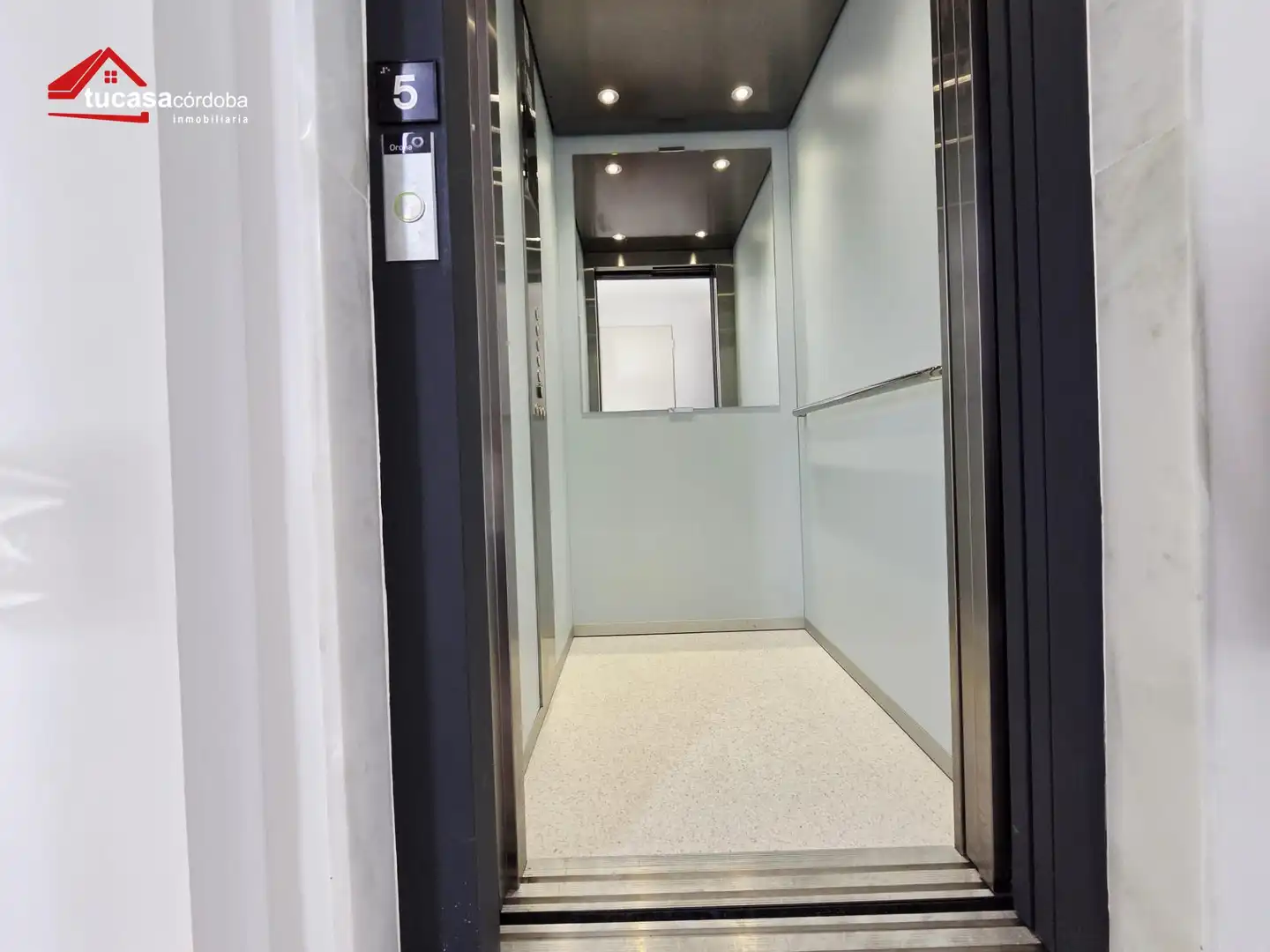 Flat for sale in Córdoba  with Terrace and Community pool