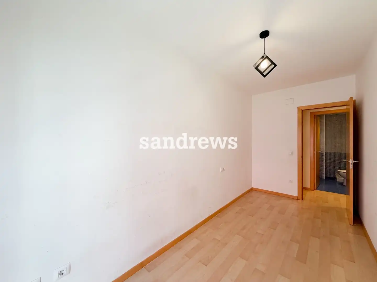 Bedroom of Flat for sale in Figueres  with Air Conditioner, Heating and Storage room