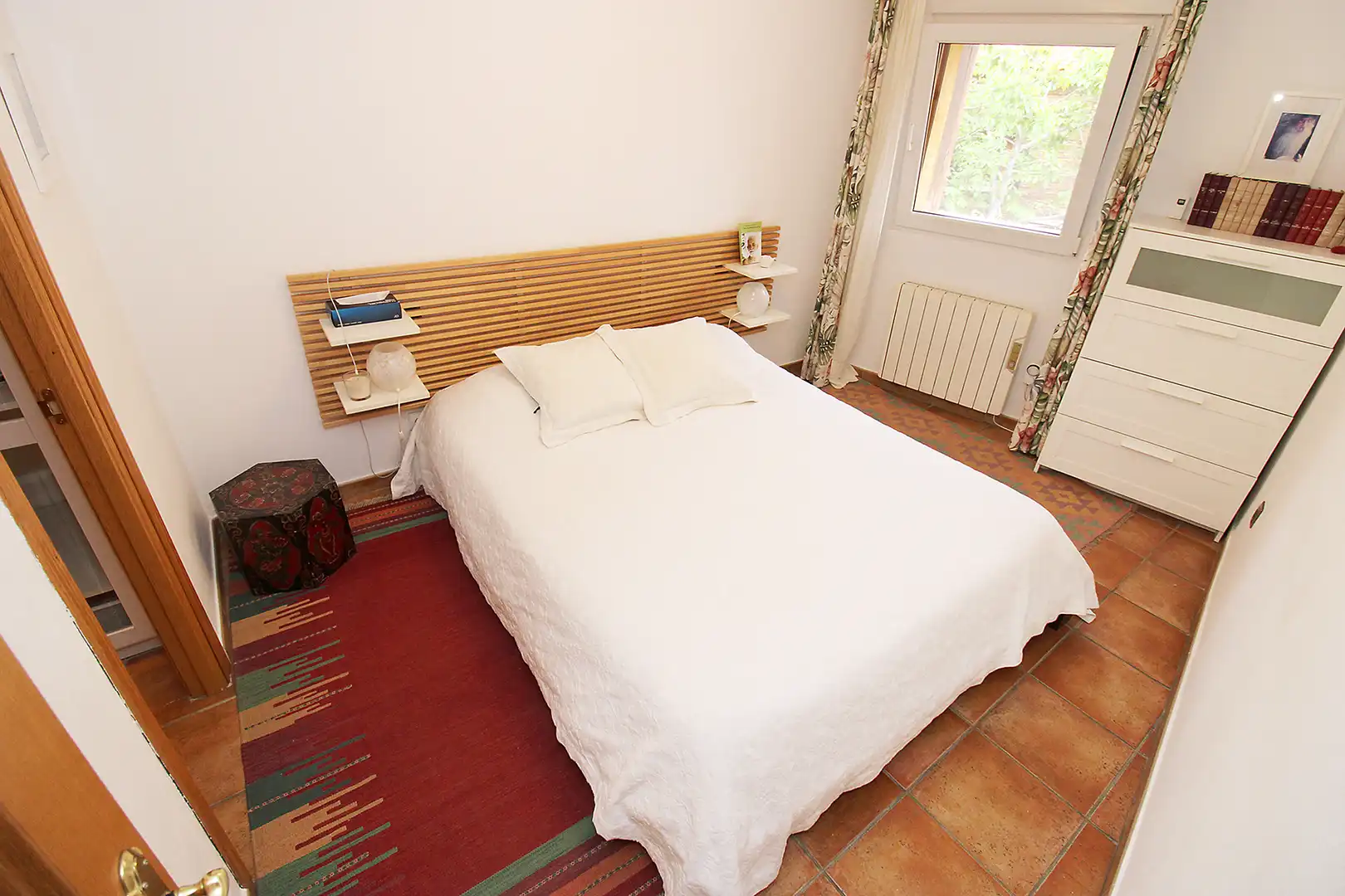 Habitación de Casa adosada en venta en El Atazar con Calefacción, Terraza y Trastero