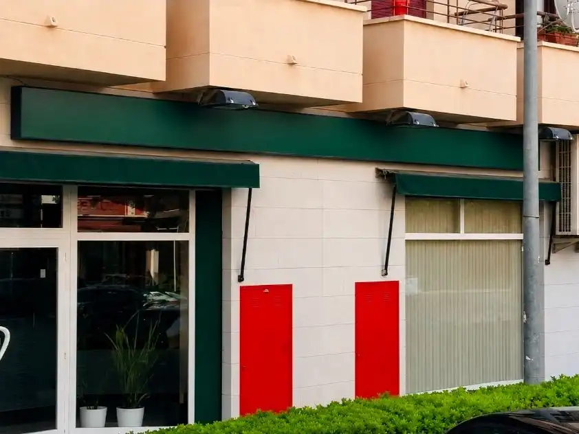 Exterior view of Commercial properties for rent in L'Eliana  with Parquet flooring