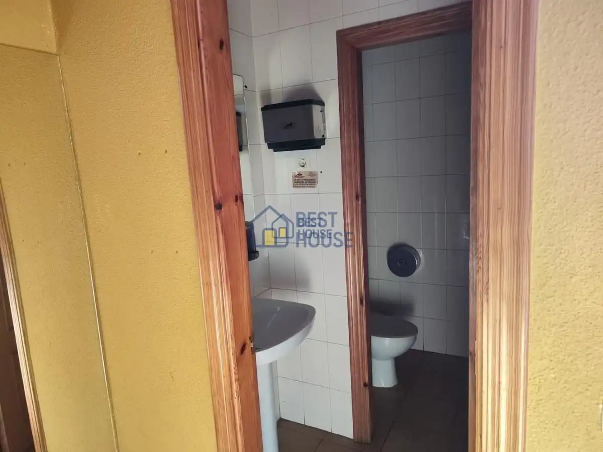 Business premises for sale in Matallana de Torío, imagen 16