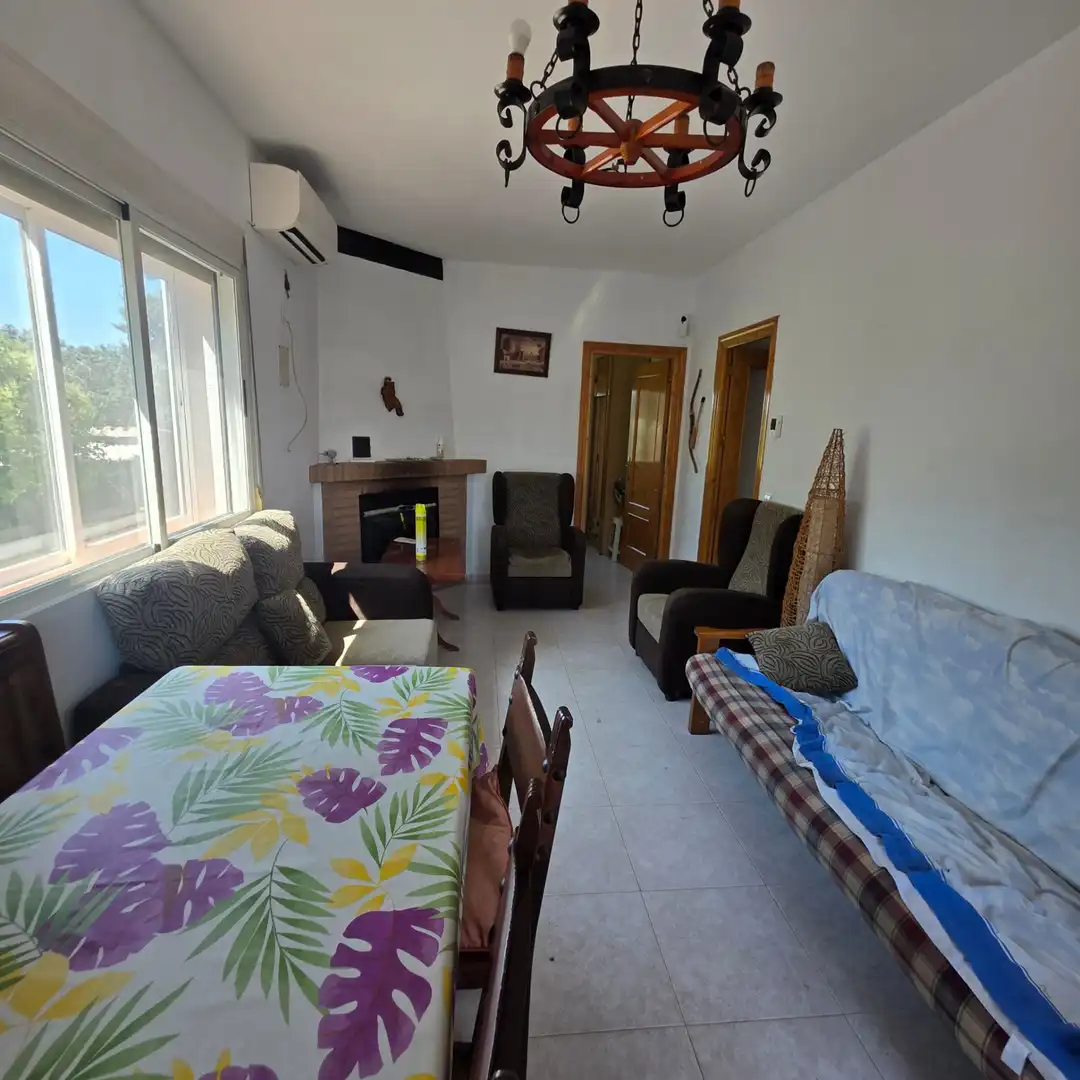 Living room of Houses for sale in Cardiel de los Montes  with Air Conditioner, Heating and Private garden