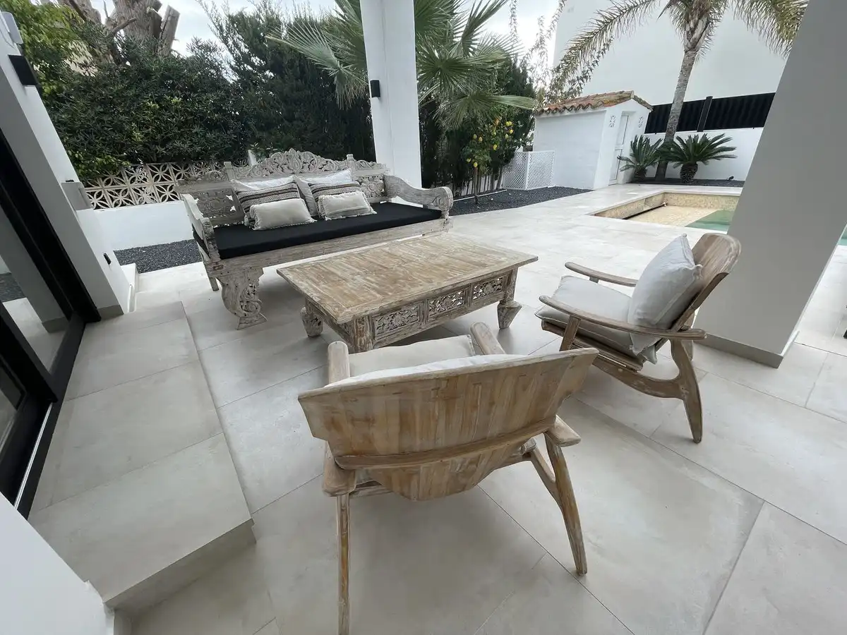 Terraza de Casa o chalet de alquiler en Marbella con Aire acondicionado, Jardín privado y Piscina