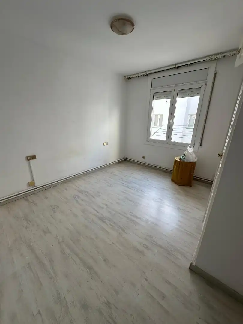 Habitación de Piso en venta en Roses con Calefacción, Terraza y Horno