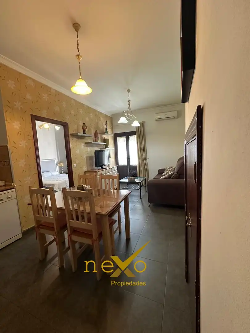Sala de estar de Apartamento en venta en Carmona con Aire acondicionado y Amueblado