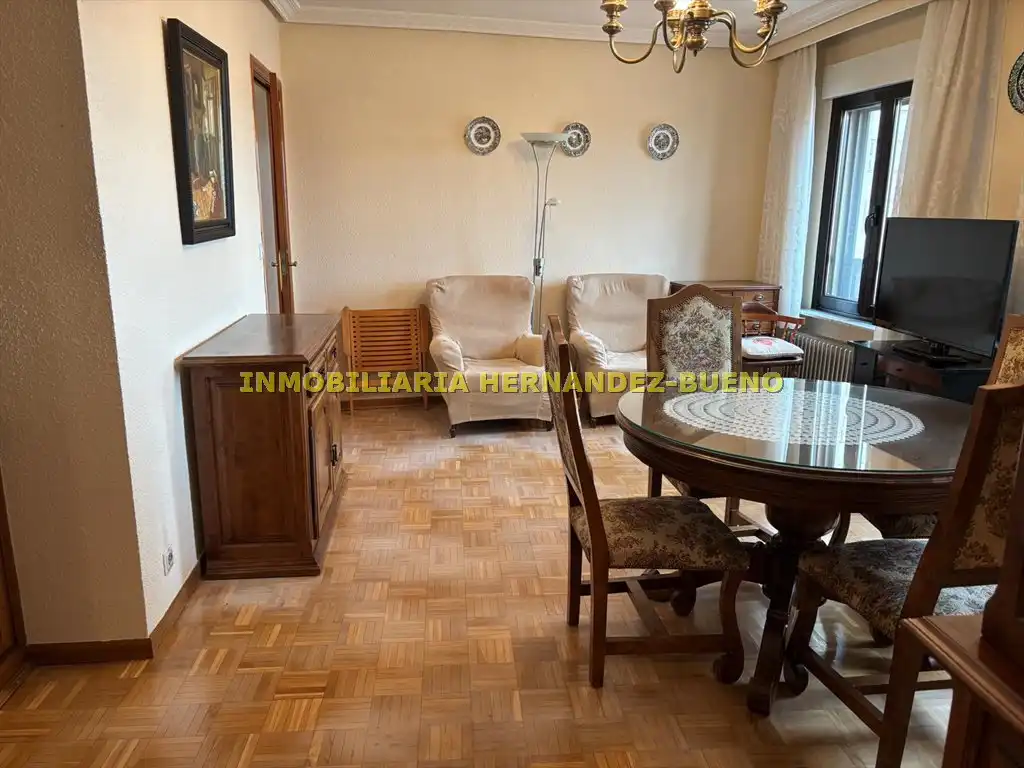 Living room of Flat for sale in Salamanca  with Heating and Balcony