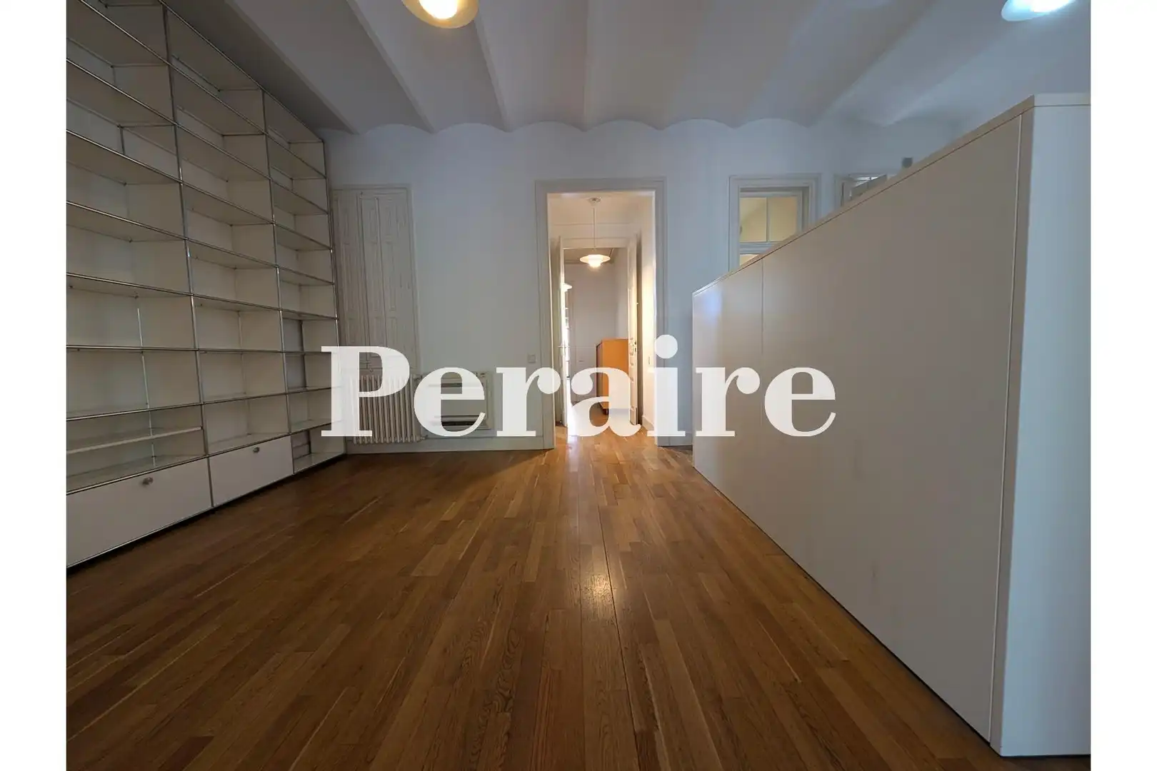Schlafzimmer von Wohnung zur Miete in Barcelona mit Heizung und Balkon