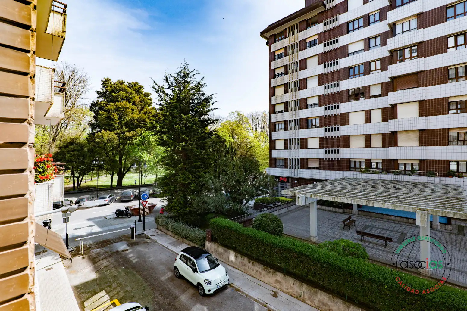 Vista exterior de Pis en venda en Gijón  amb Calefacció i Parquet
