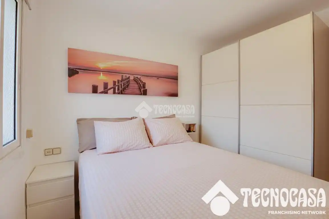 Dormitori de Pis en venda en Badalona amb Aire condicionat, Calefacció i Parquet