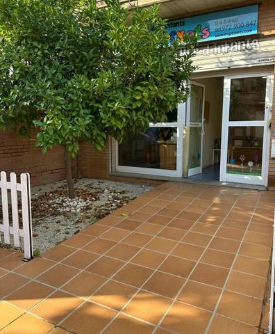Local comercial en Alquiler en Els Pavos