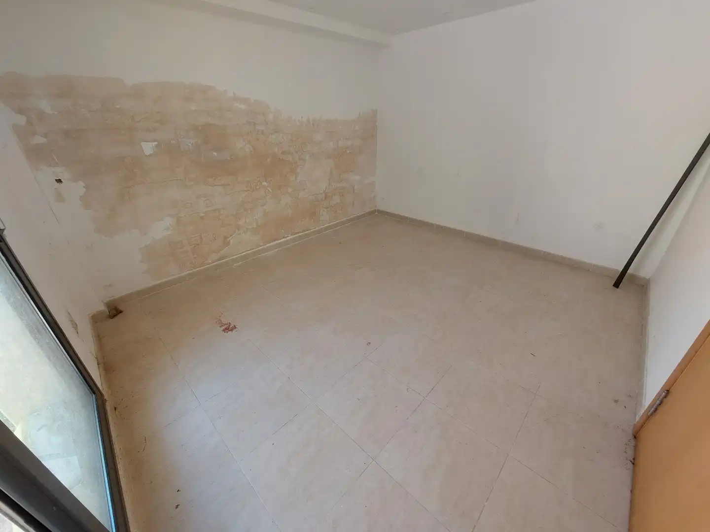 Local comercial en venta en Carrer del Montseny 24, imagen 2