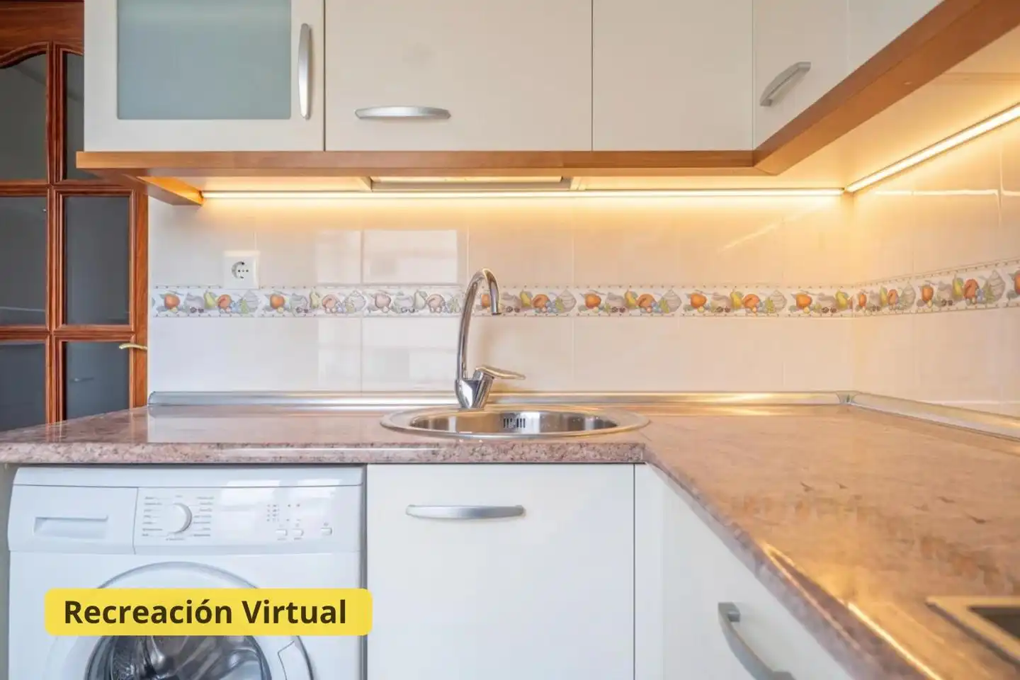 Cocina de Piso en venta en Ávila con Calefacción y Trastero