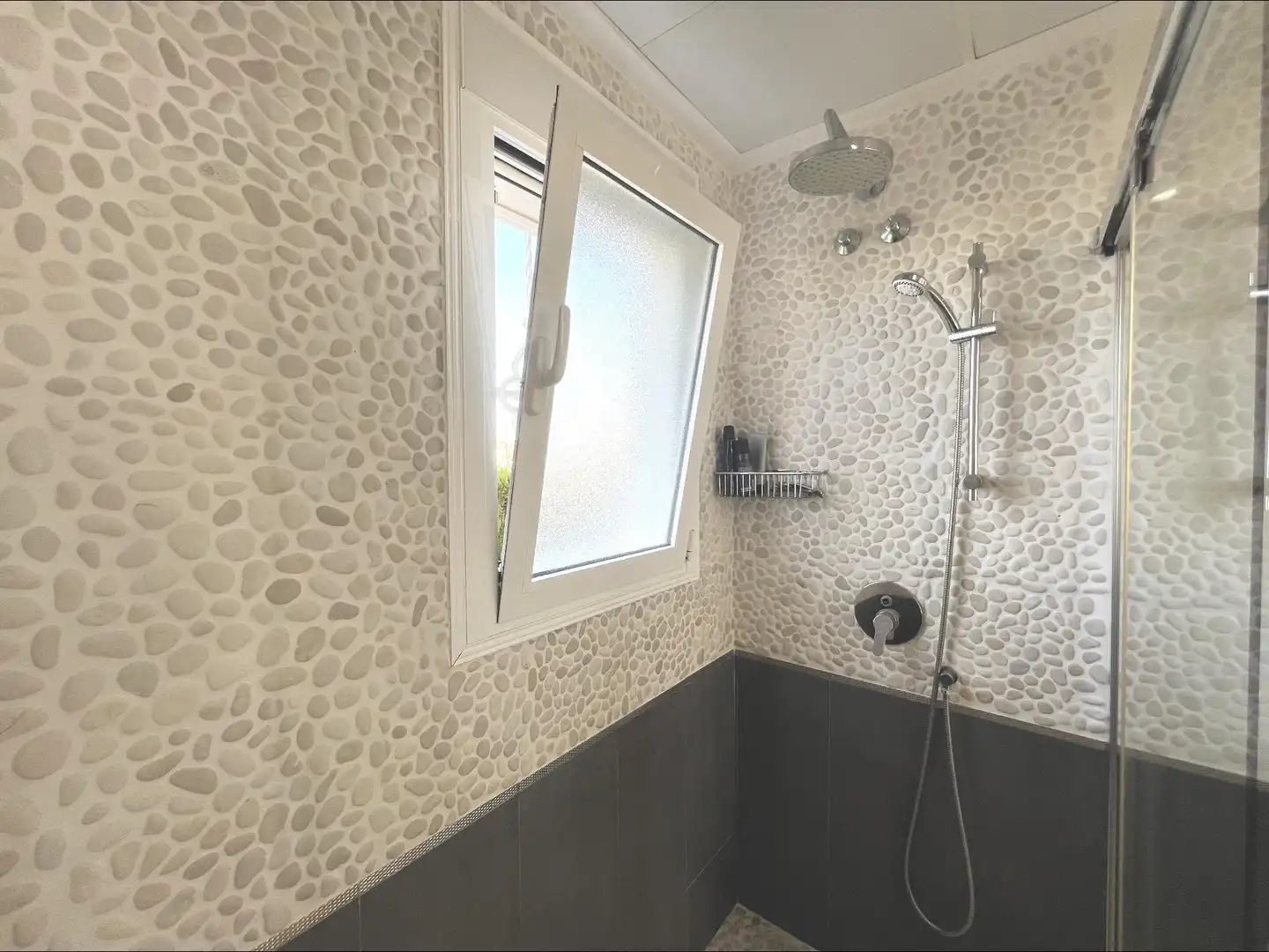 Baño de Casa o chalet en venta en Rojales con Calefacción, Balcón y Alarma