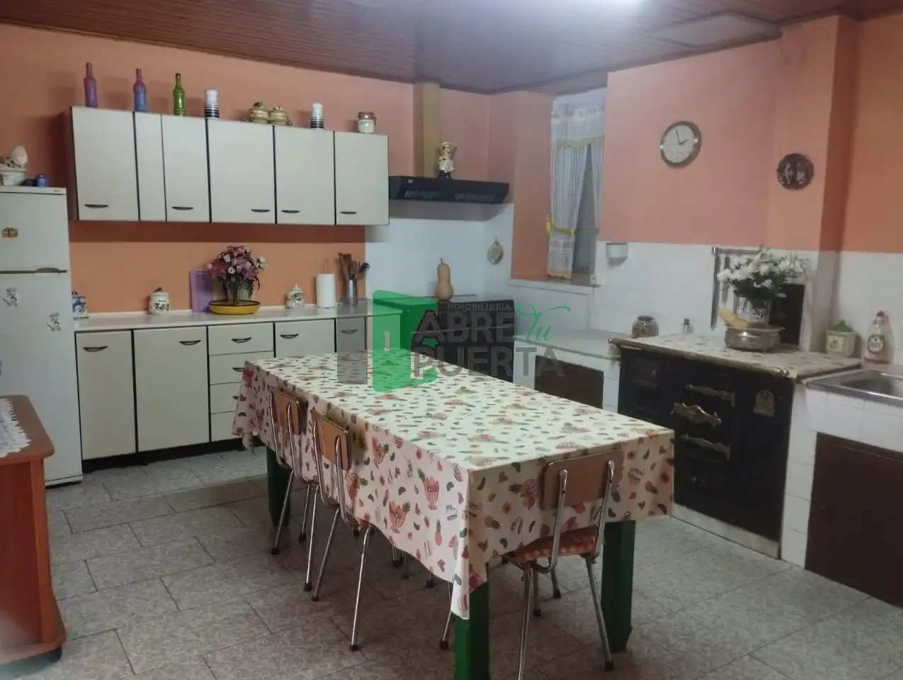 Cocina de Casa o chalet en venta en Punxín con Jardín privado, Amueblado y Balcón