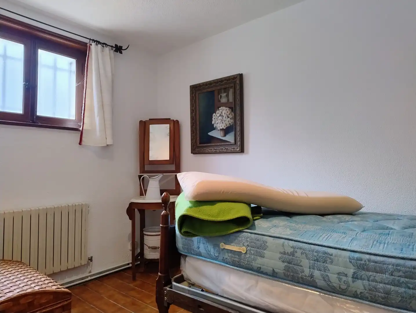 Habitación de Casa o chalet en venta en Lugo con Amueblado