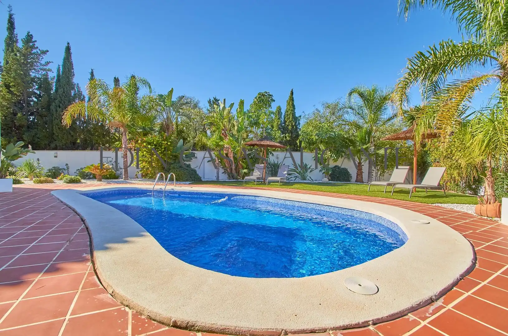 Detached house with pool for sale in Calle Carrasqueta, imagen 9