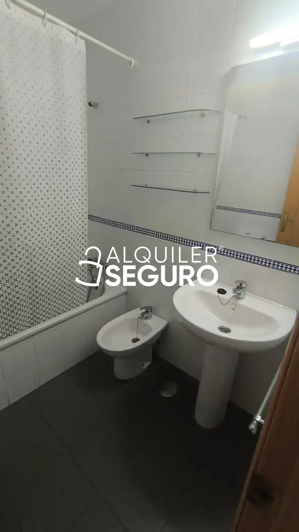 Baño de Casa o chalet de alquiler en Gelves con Aire acondicionado
