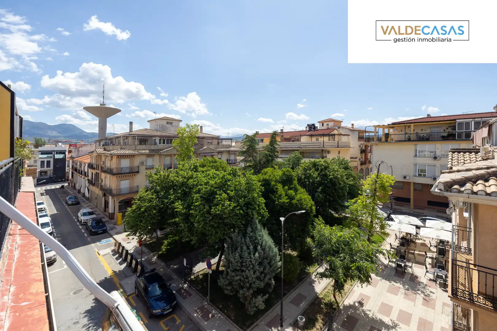 Vista exterior de Casa adosada en venta en Maracena con Aire acondicionado, Terraza y Horno