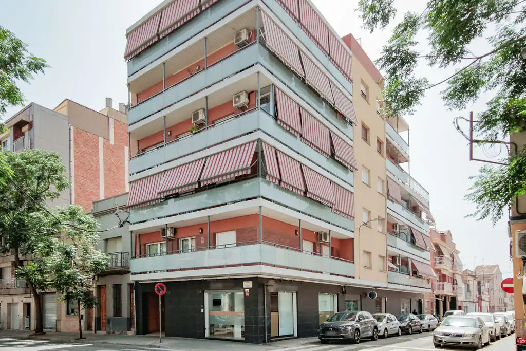 Exterior view of Flat for sale in Sabadell  with Heating
