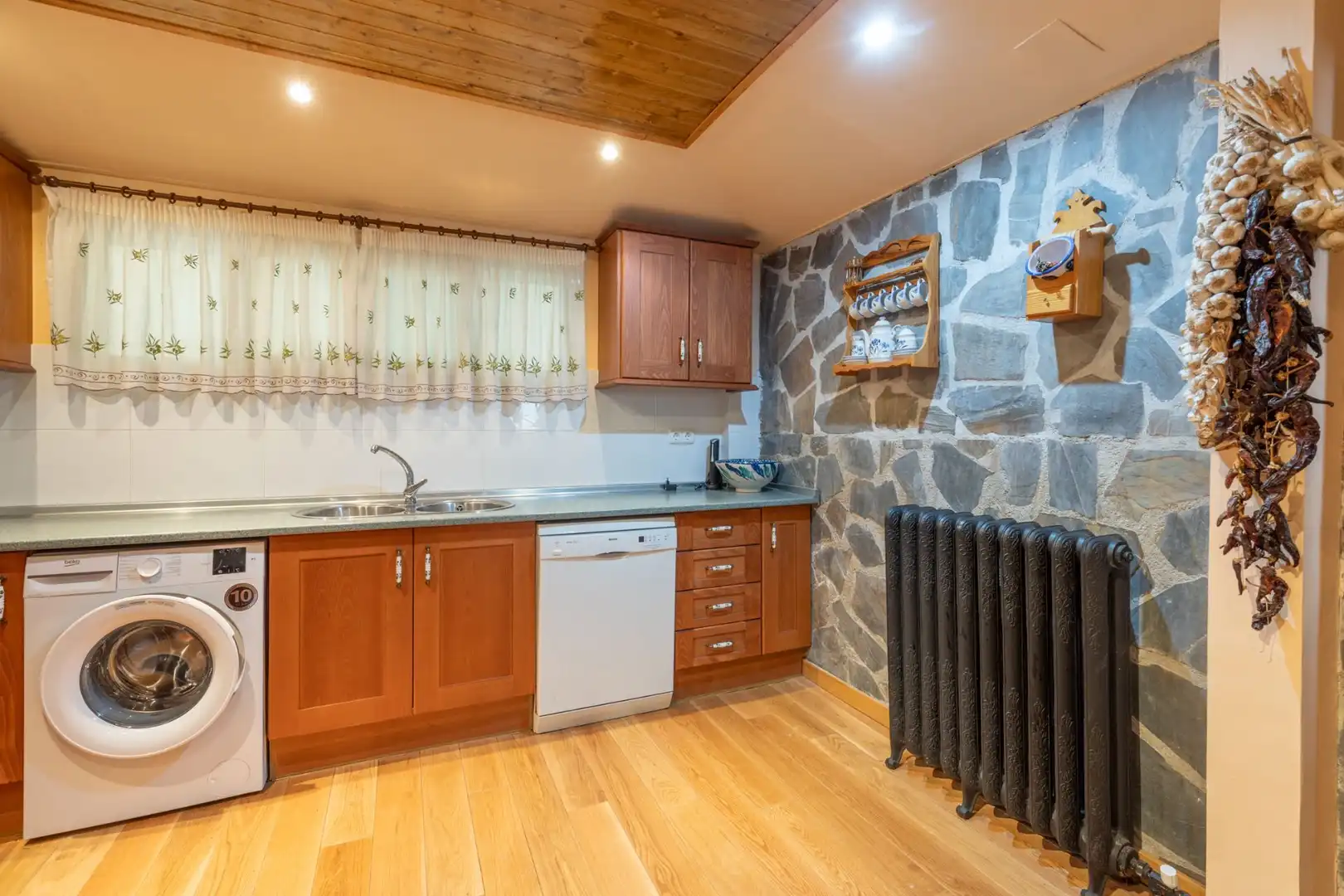 Cocina de Casa o chalet en venta en Sierra Nevada con Calefacción, Trastero y Amueblado