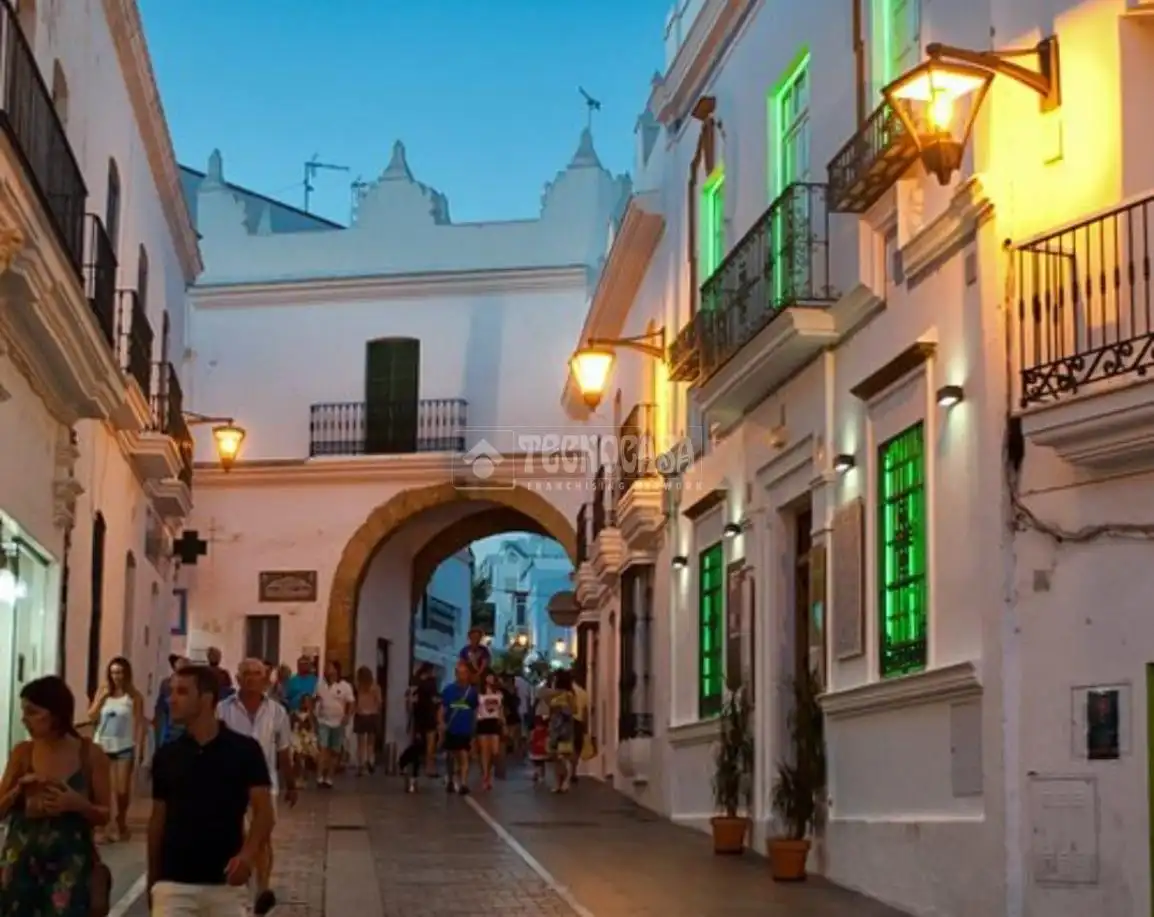 Vista exterior de Casa adosada en venta en Conil de la Frontera con Terraza