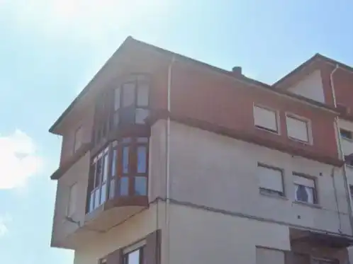 Vista exterior de Pis en venda en Liérganes