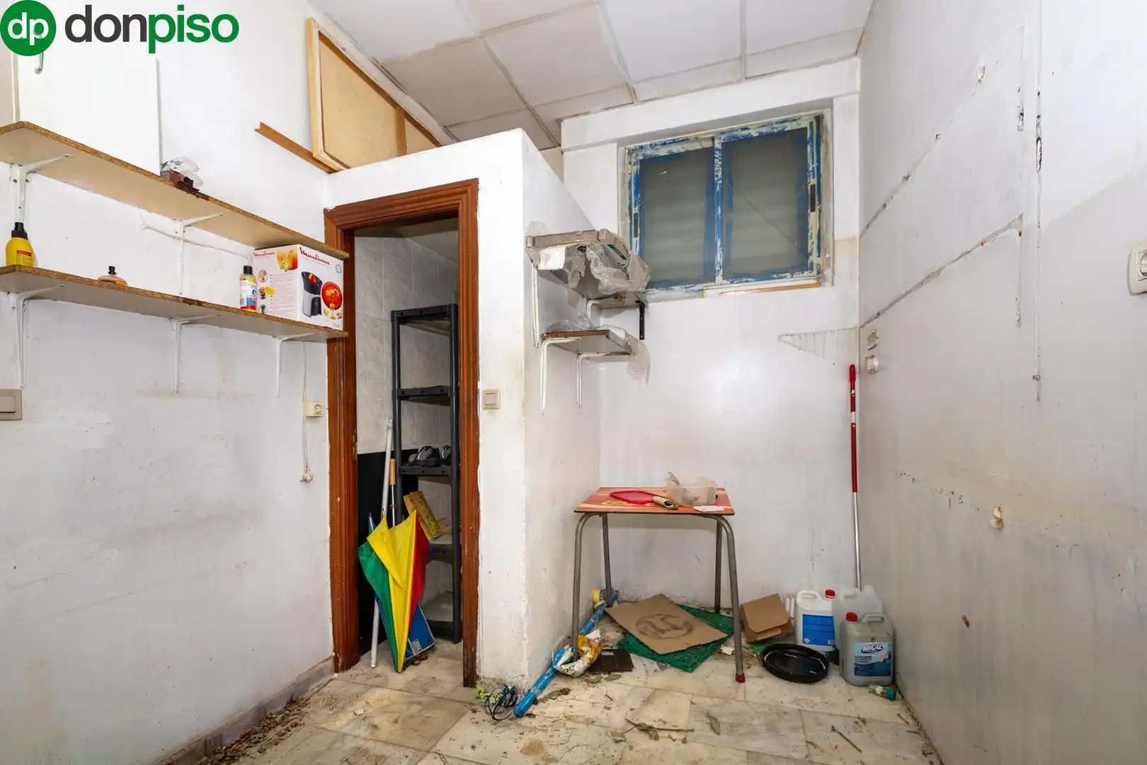 Local en venta en Avenida Avenida Juan Pablo II, 92, Joaquina Eguaras