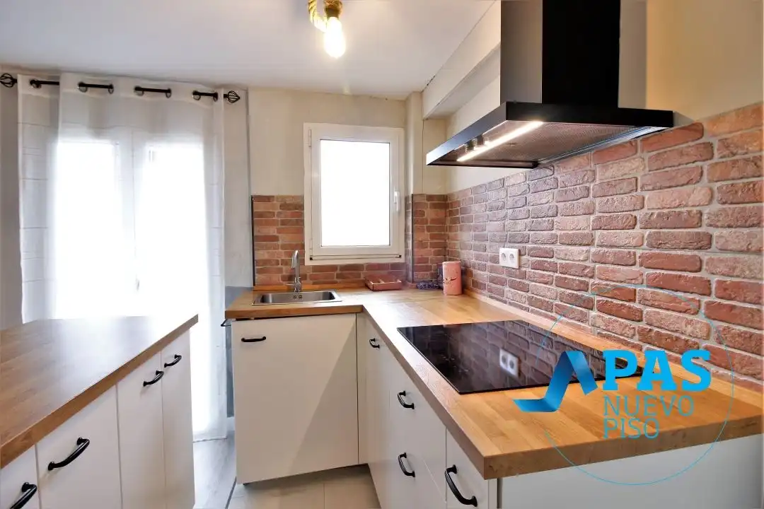 Küche von Wohnung zur Miete in Santander mit Balkon