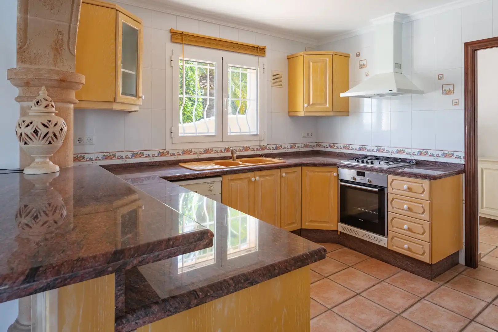 Kitchen of Houses for sale in Jávea / Xàbia  with Air Conditioner, Private garden and Terrace