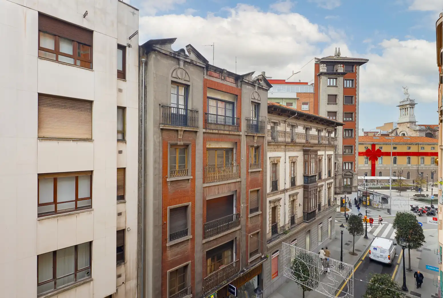 Vista exterior de Piso en venta en Gijón  con Calefacción y Trastero